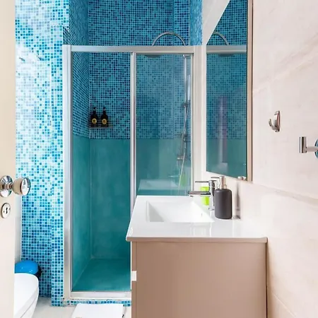 Apartment Supercentralwalkanywhere Ac&lift By Ld