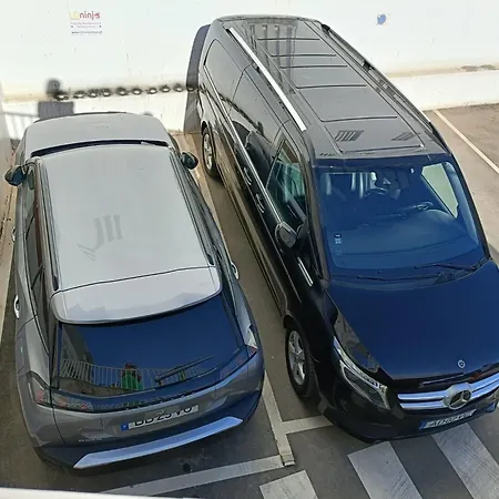 Апартаменти Supercentralwalkanywhere Ac&lift By Ld